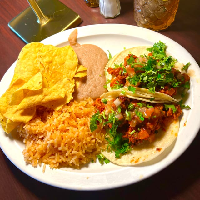 Traditional Two Taco Combo.